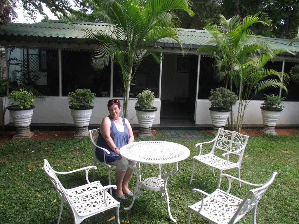 Hotel Levi'S Tourist - Anuradhapura Exterior foto